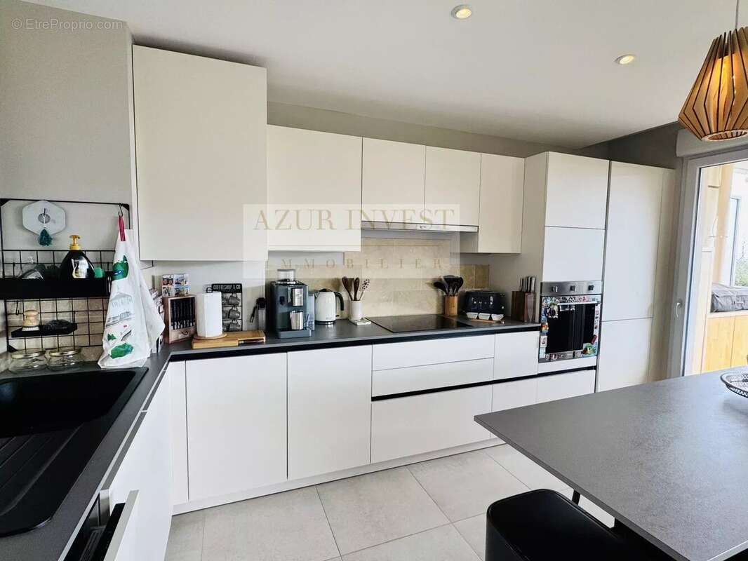 Appartement à ROQUEBRUNE-CAP-MARTIN