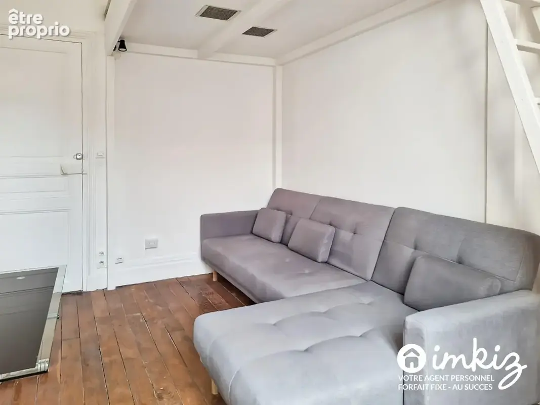 Paris 20ᵉ  Studio avec mezzanine et cour privative - photo 3