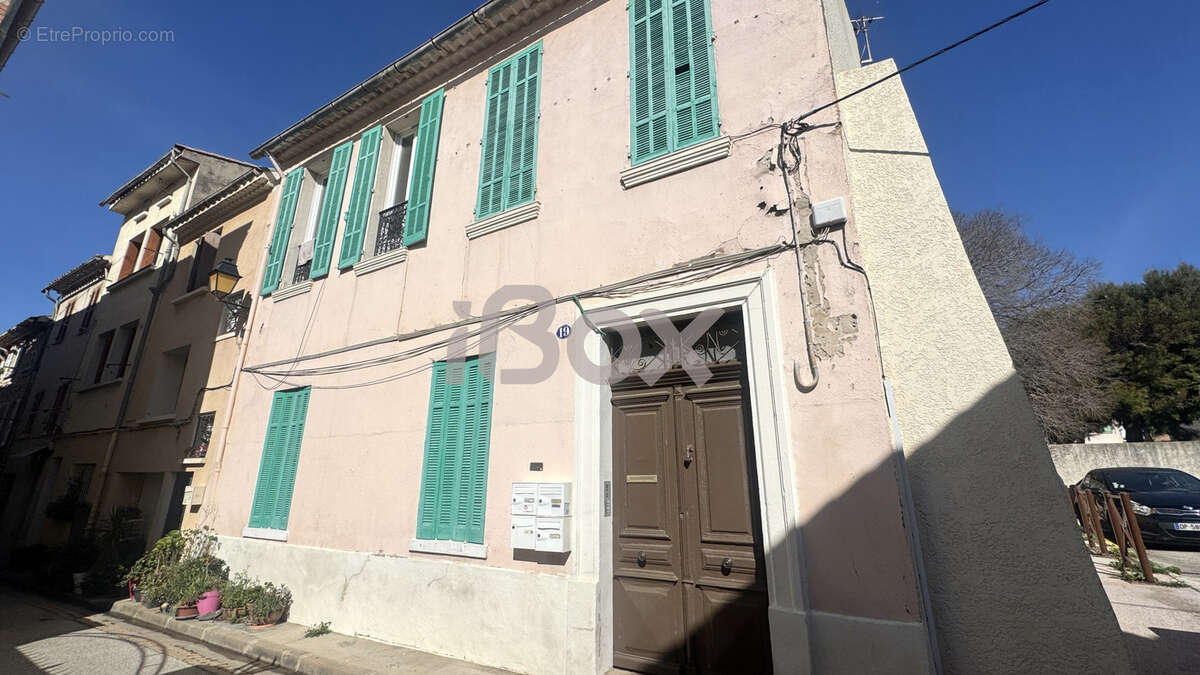Appartement à LA VALETTE-DU-VAR