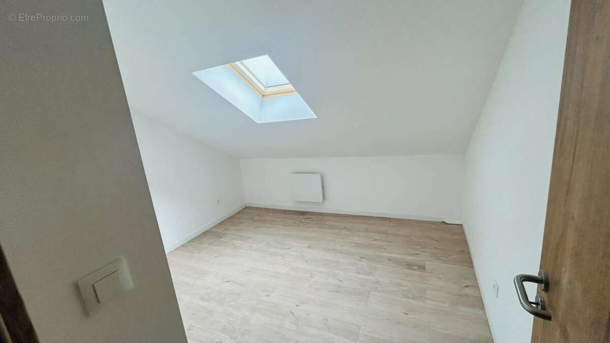 Appartement à LEXY