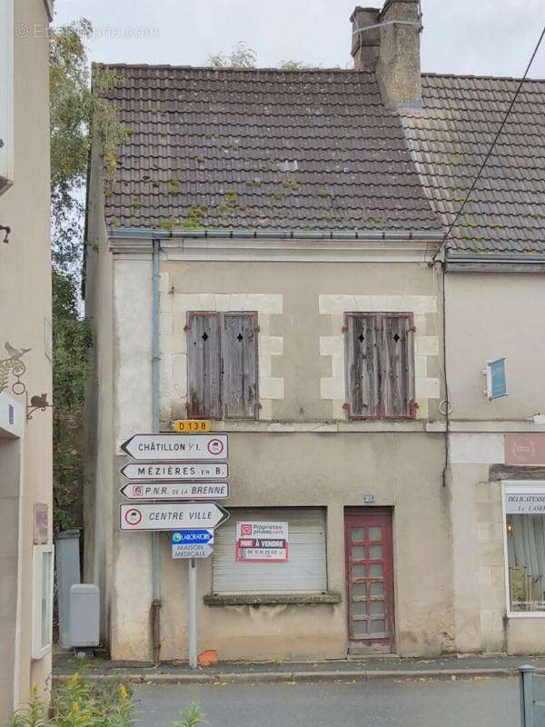 Maison à BUZANCAIS