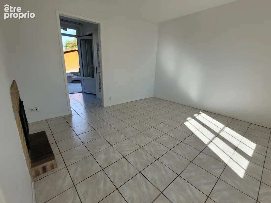 Maison F4 à Étroussat avec jardin - photo 7