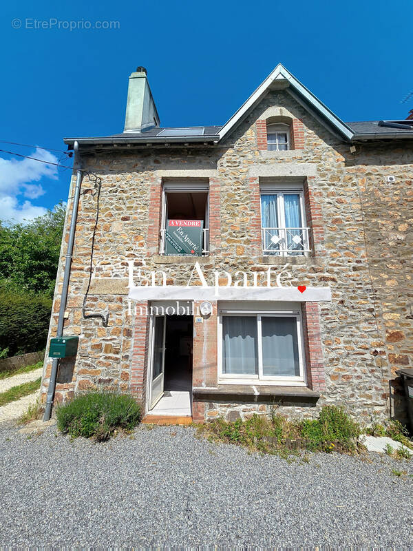 Maison à SAINT-PAIR-SUR-MER
