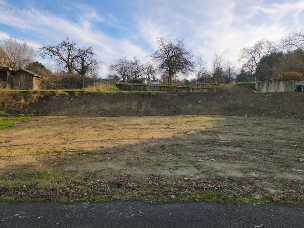 Terrain à MONTBRONN