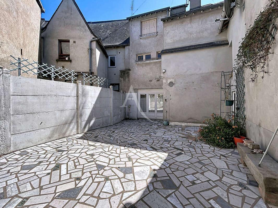 Maison 7 pièces Faubourg - 5 chambres - cours - photo 7