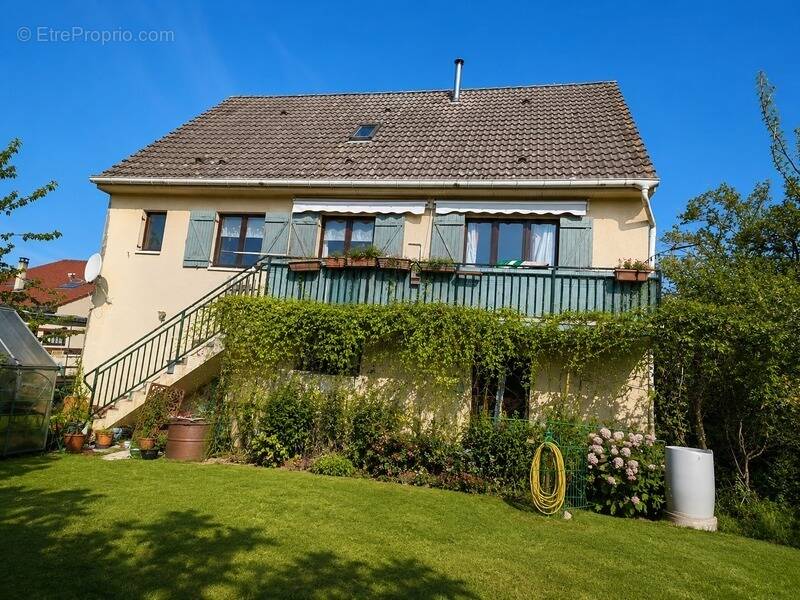 Maison à ARRIANCE