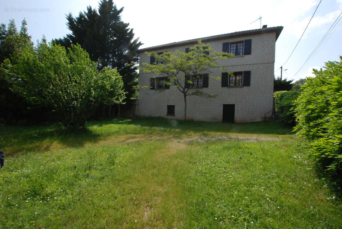 Maison à LE ROC