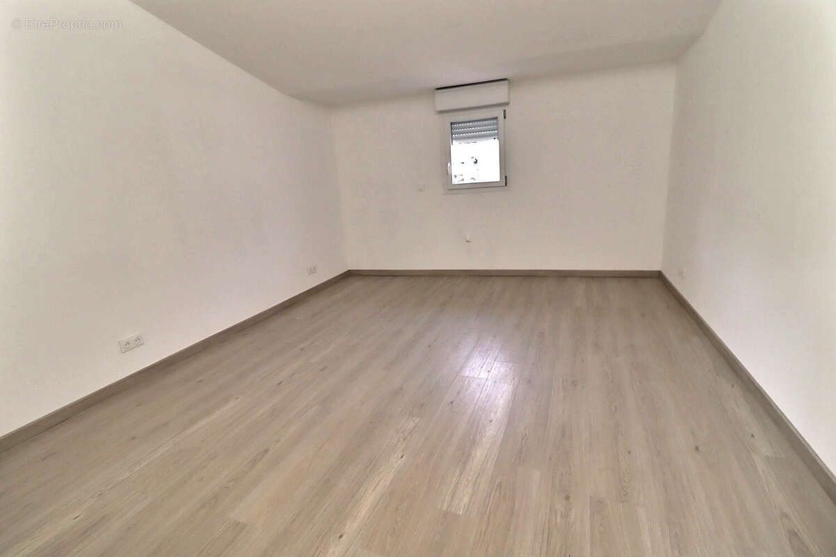 Maison à CLERMONT-L&#039;HERAULT