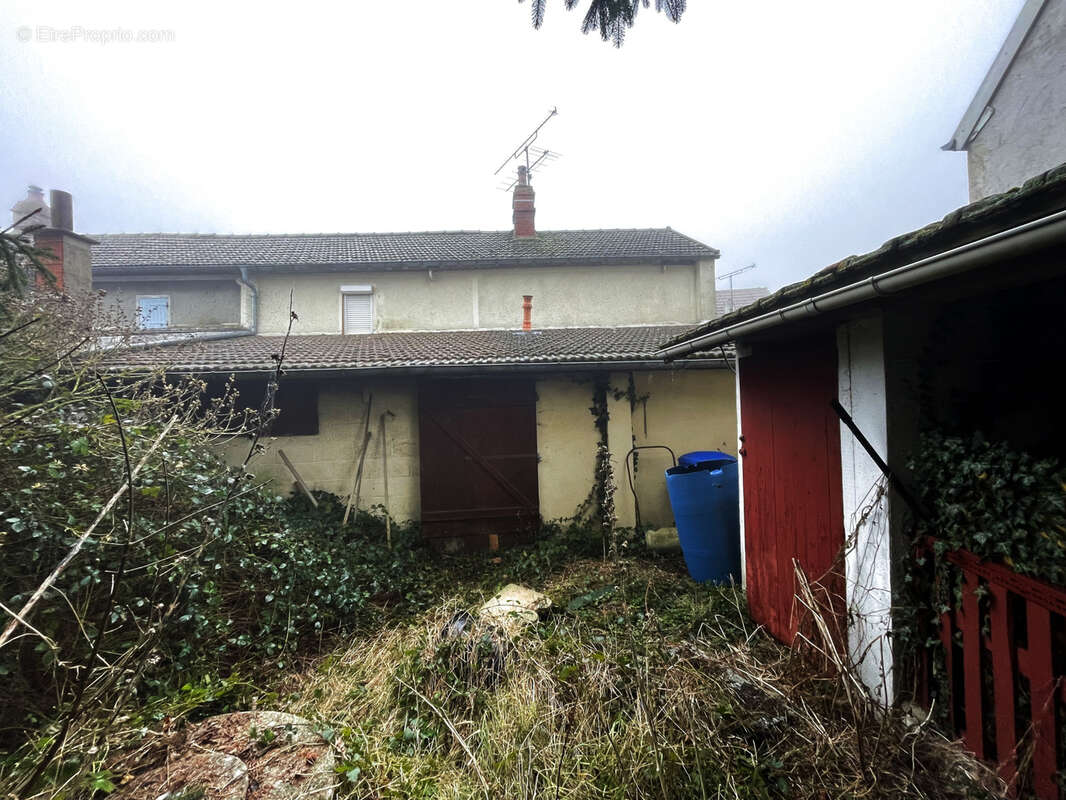 Maison à SAINTE-GENEVIEVE