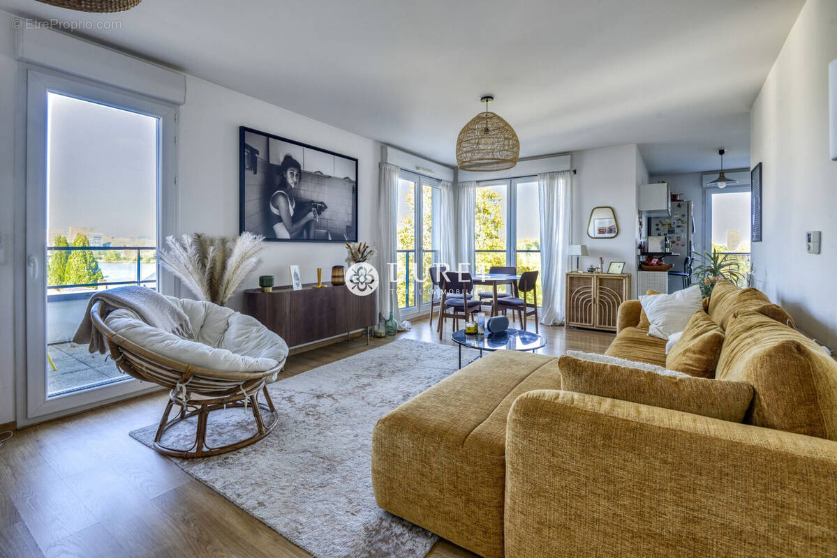 Appartement à SAINT-SEBASTIEN-SUR-LOIRE