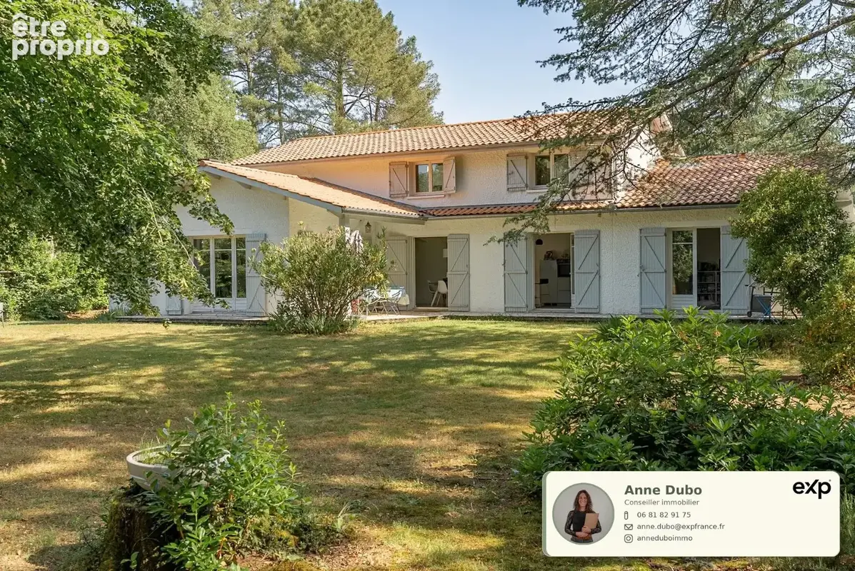 Maison 8 pièces 244 m² à vendre à Saint-Aubin-De-Medoc (33160) - photo 2