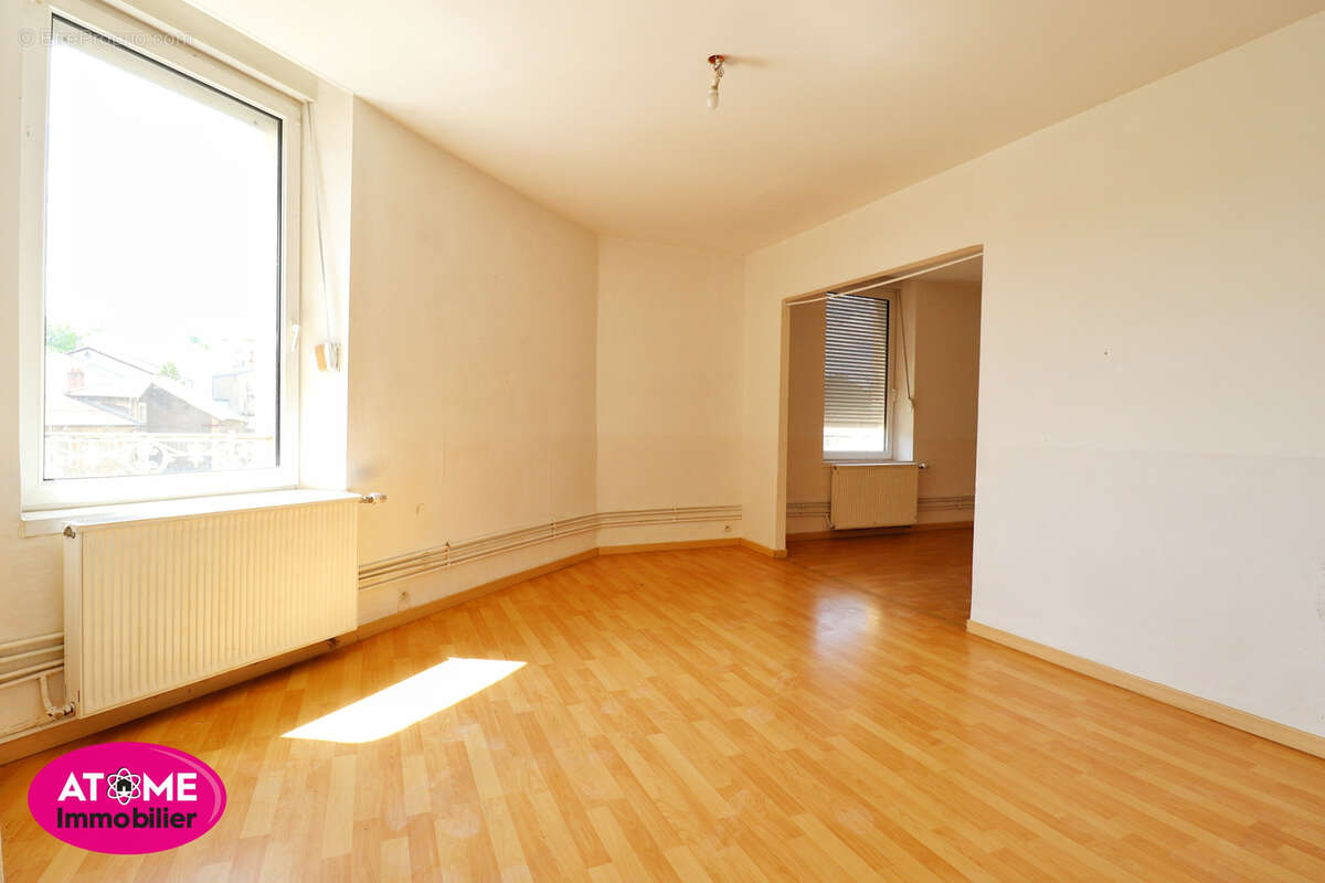 Appartement à AUBOUE