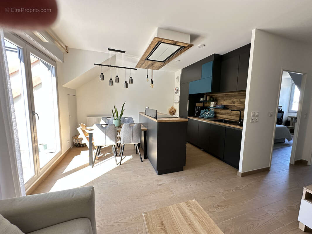 Appartement à BROU-SUR-CHANTEREINE