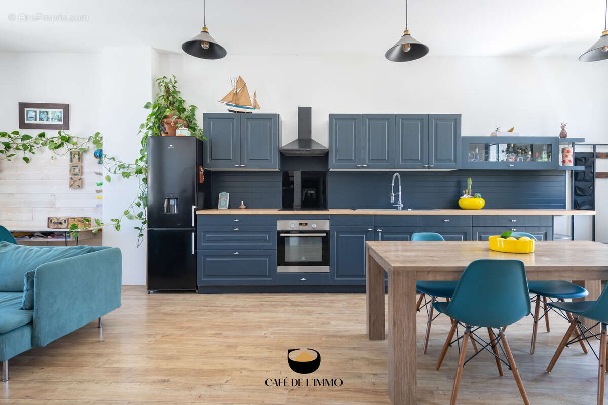 Appartement à MARSEILLE-8E