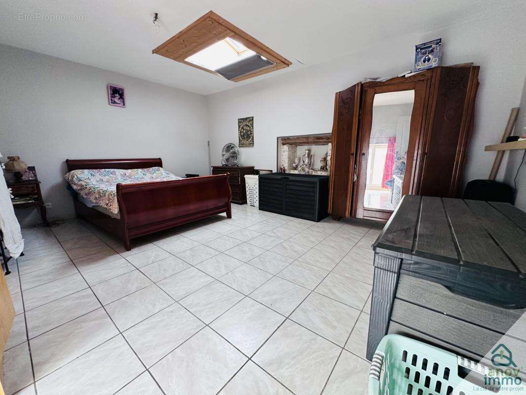 Maison à CHATEAUNEUF-SUR-CHARENTE