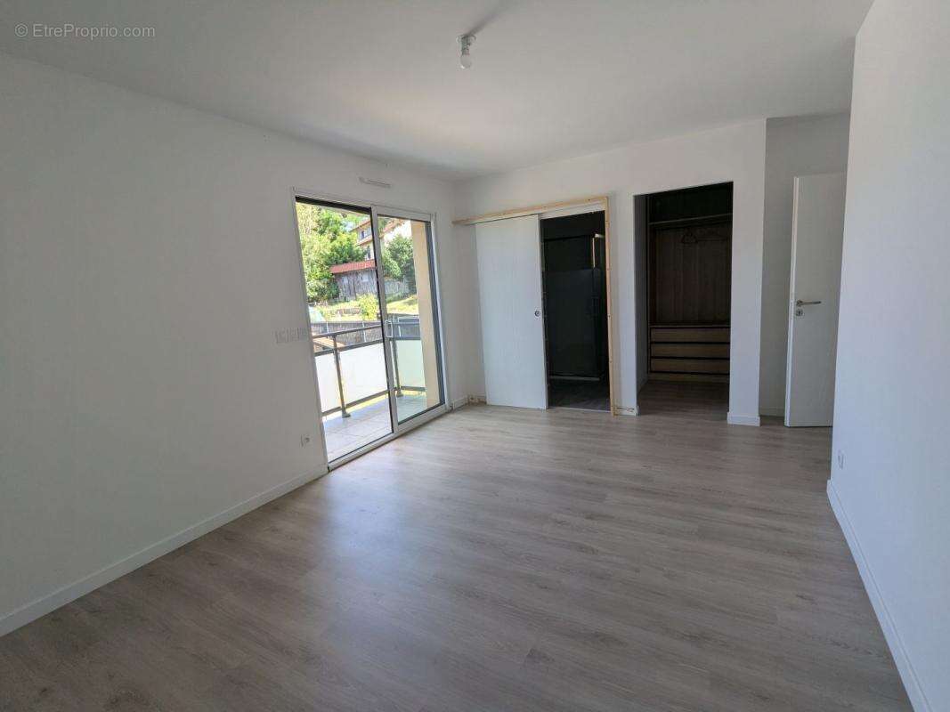 Maison 142 m² à Leaz  - photo 4