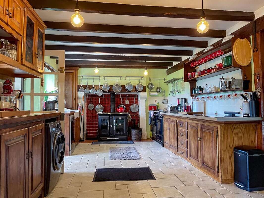 Belle maison sans voisins mais proche des commodités. - photo 5