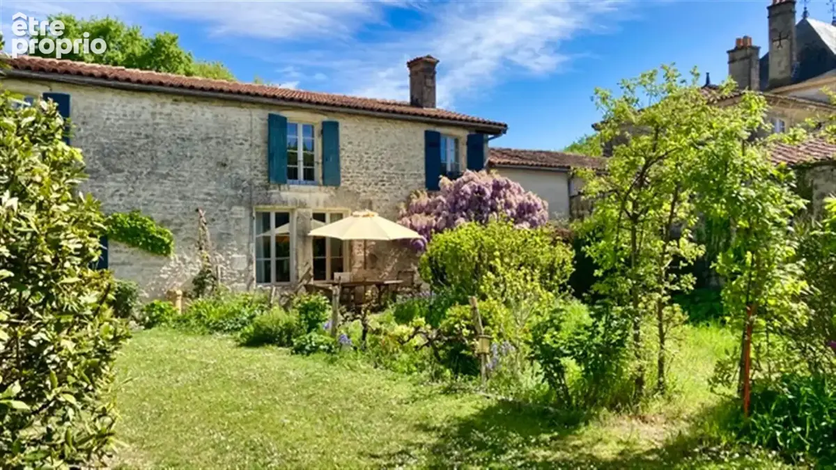 Maison de cinq chambres et piscine chauffée - photo 3