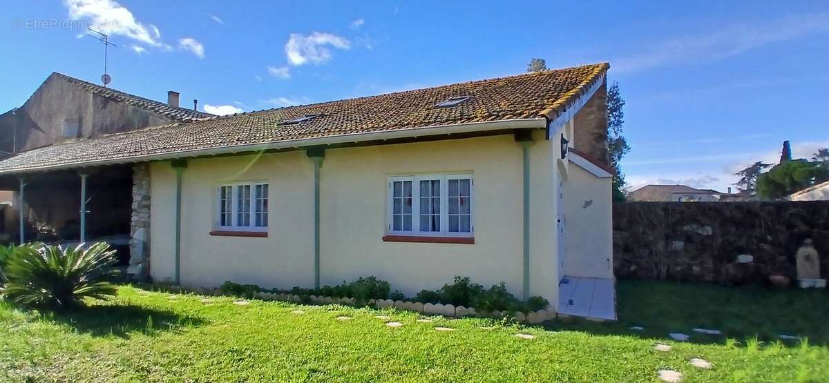 Maison à AUTIGNAC