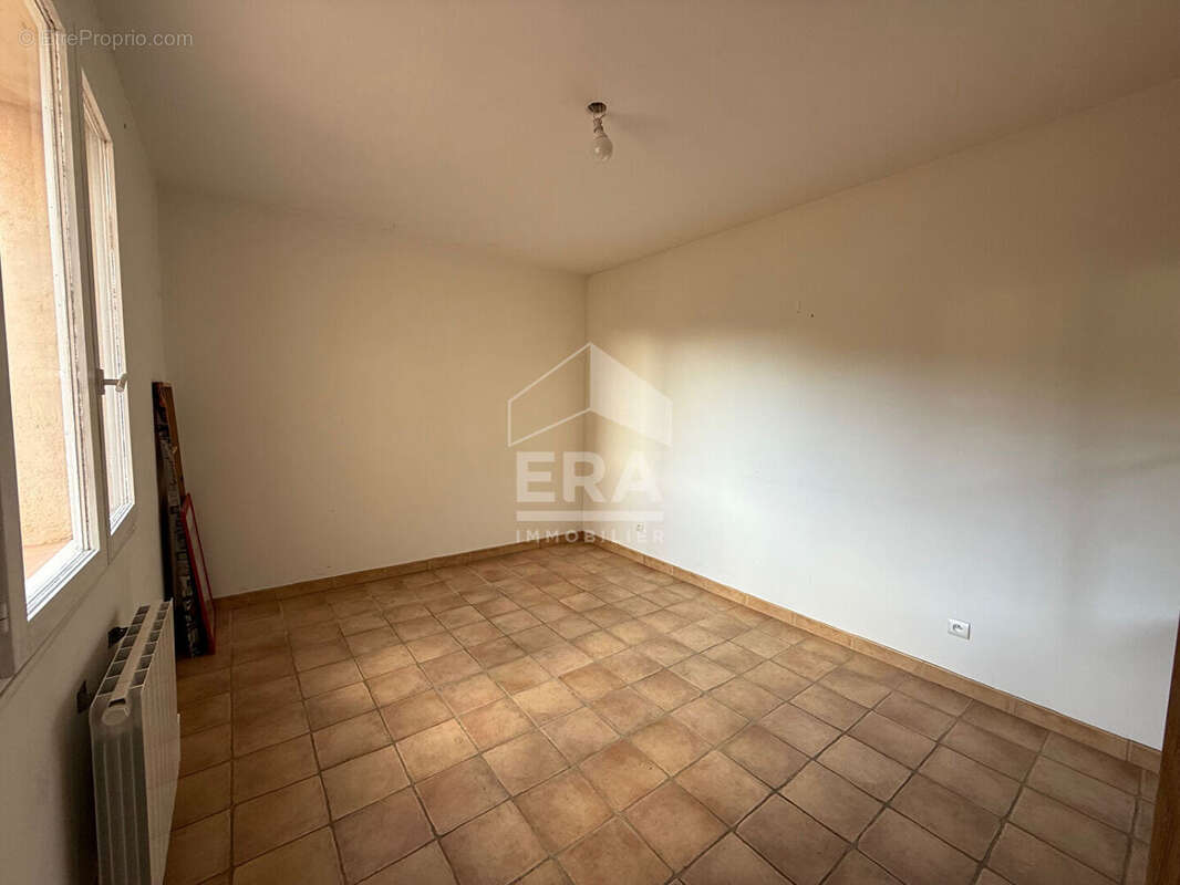 Maison à SAINT-ZACHARIE