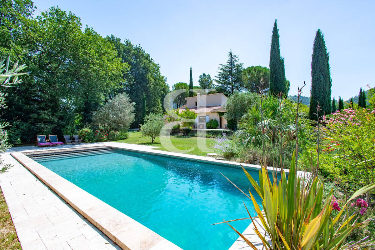 Maison à VAISON-LA-ROMAINE