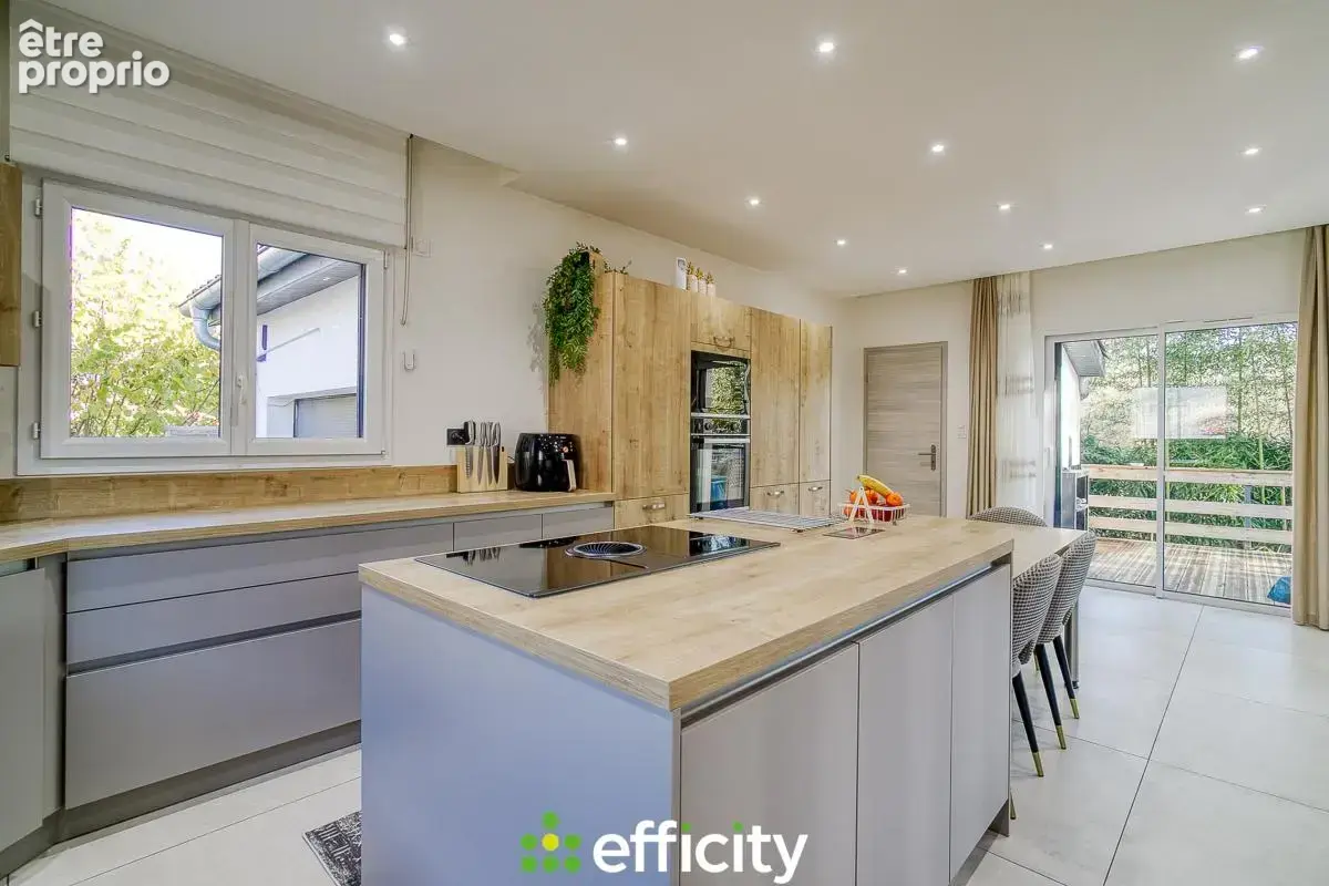 Maison 5 pièces 140 m² à vendre à Jassans-Riottier (01480) - photo 3