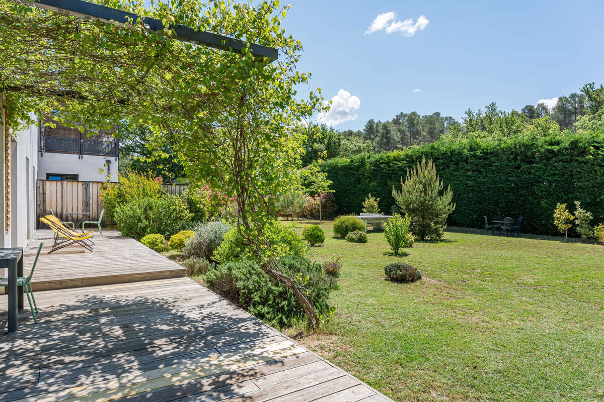 Appartement à PEYNIER