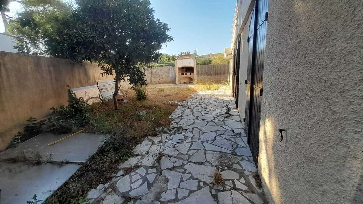 A vendre : Villa T5 AGDE - photo 4