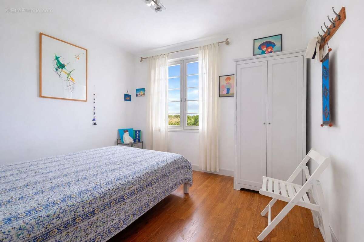 Maison à TALMONT-SUR-GIRONDE