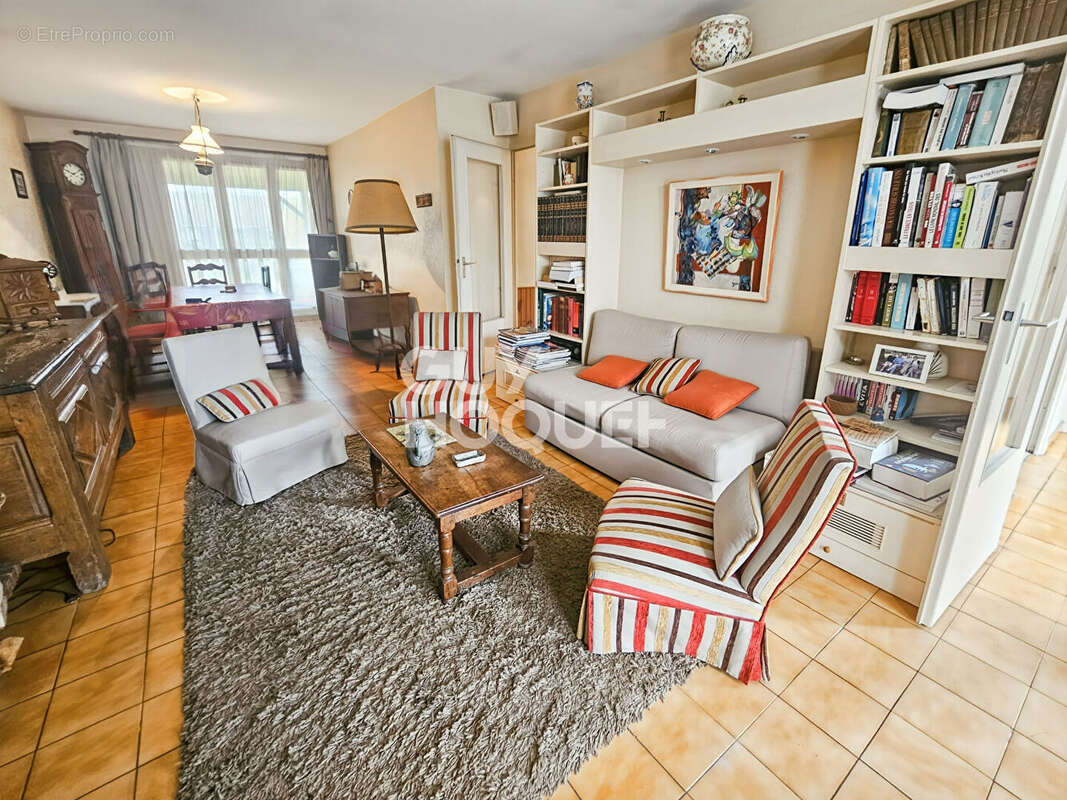 Maison à FONTENAY-TRESIGNY