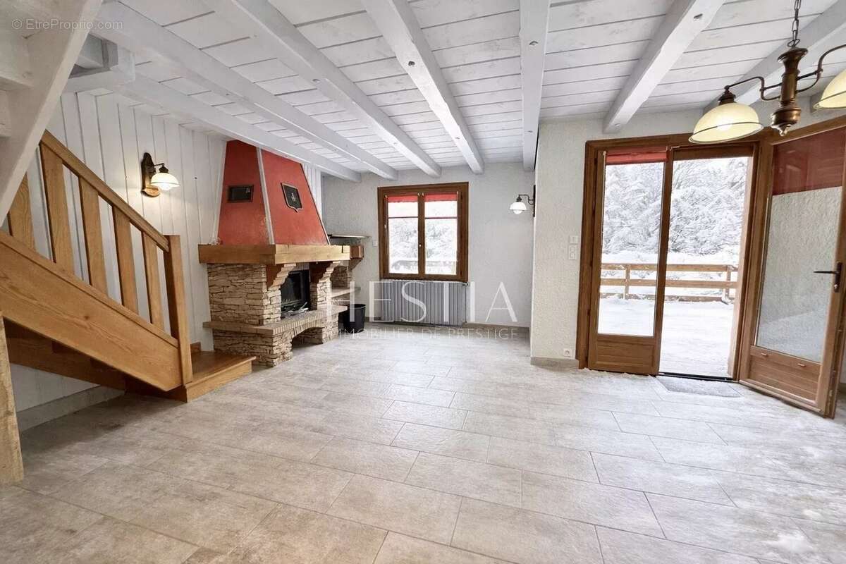 Maison à FONTCOUVERTE-LA-TOUSSUIRE