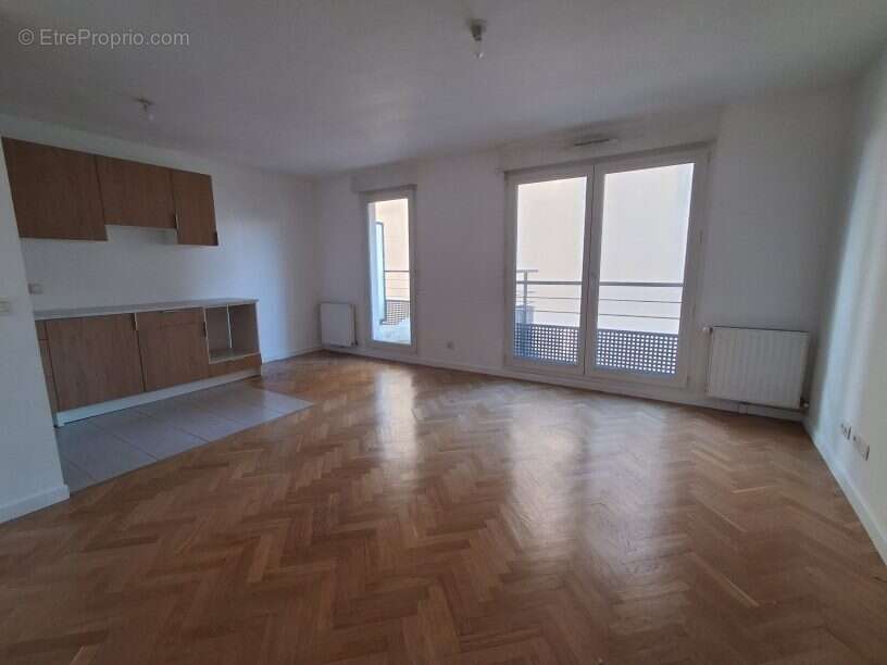 Appartement à ROSNY-SOUS-BOIS