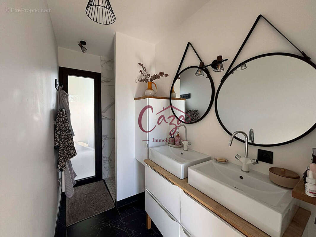 Maison à CAMBLANES-ET-MEYNAC