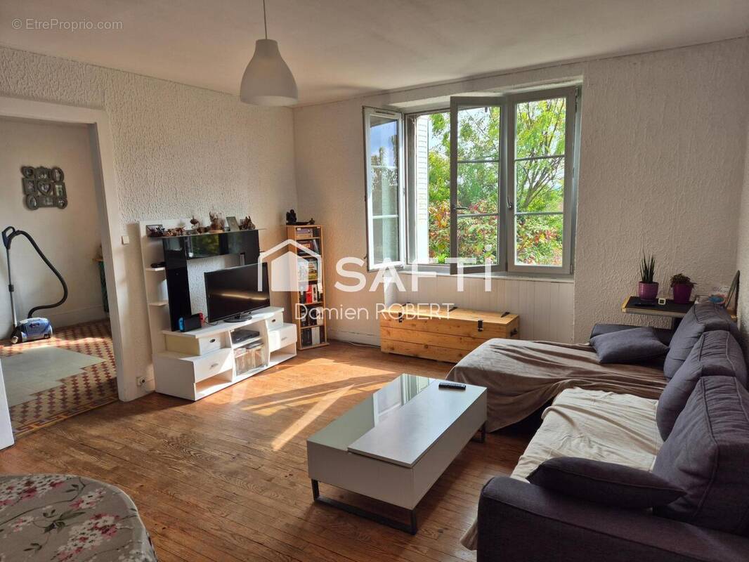 Photo 1 - Appartement à MARNAY