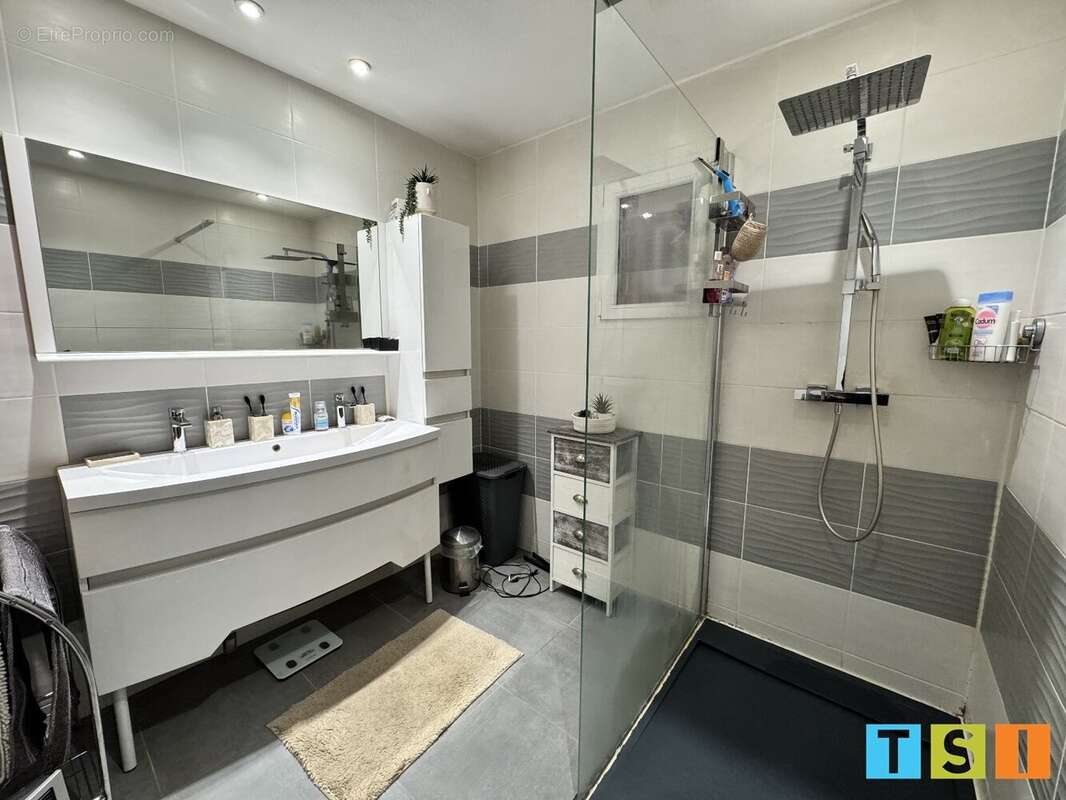 Maison à CASTANET-TOLOSAN