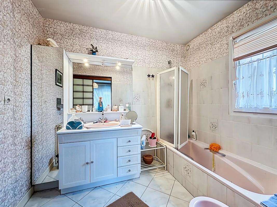 Maison à MAILLOT