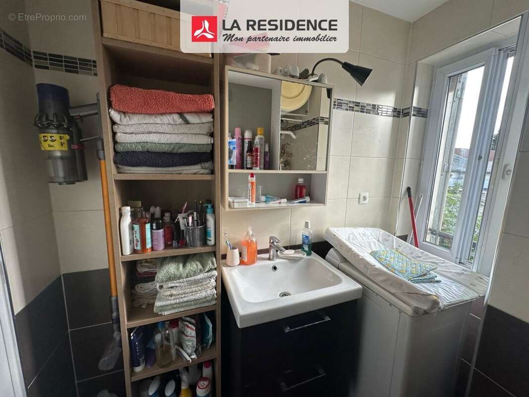 Appartement à STAINS