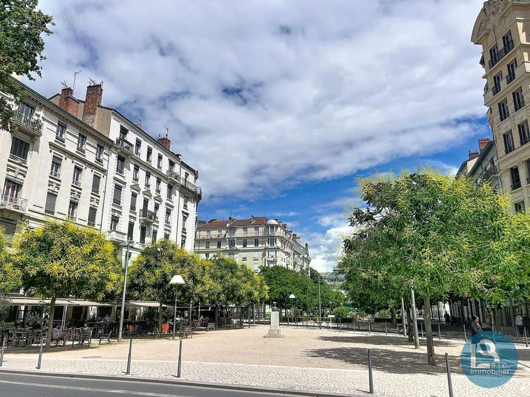 Appartement à LYON-6E