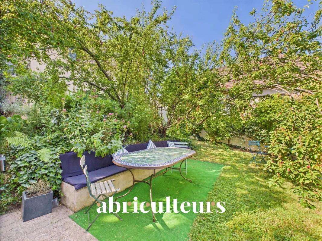 Maison à RUEIL-MALMAISON