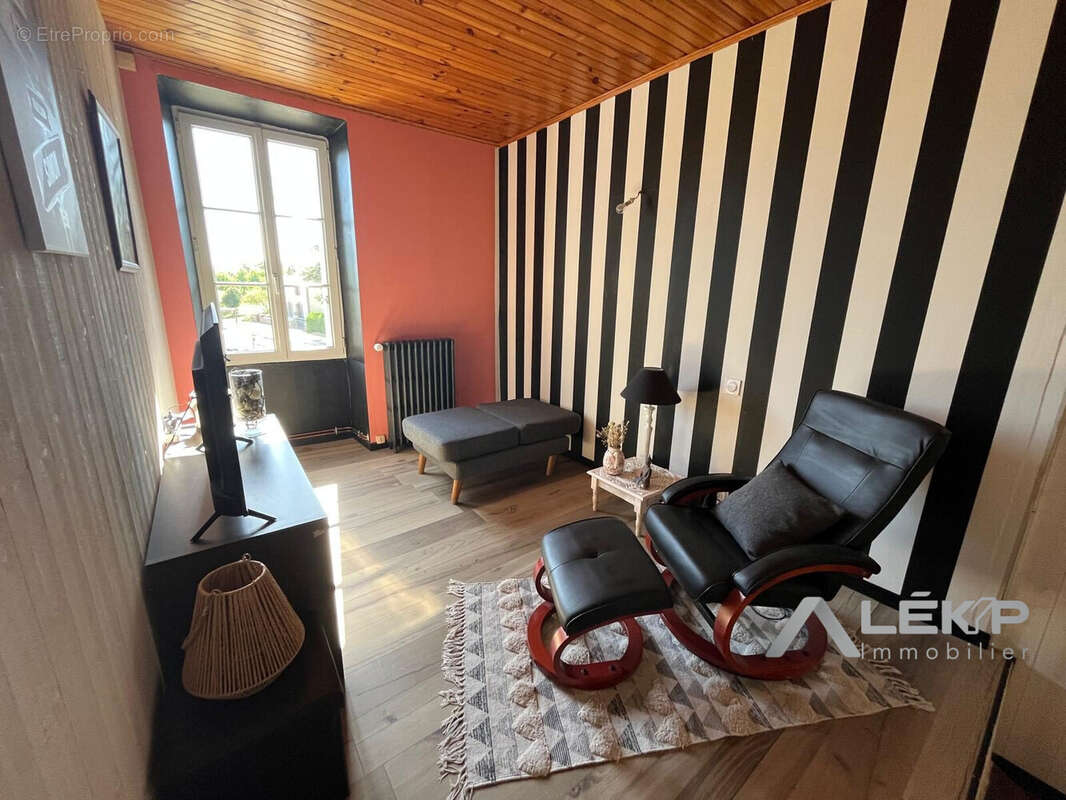 Maison 179 m² à Les Herbiers  - photo 6