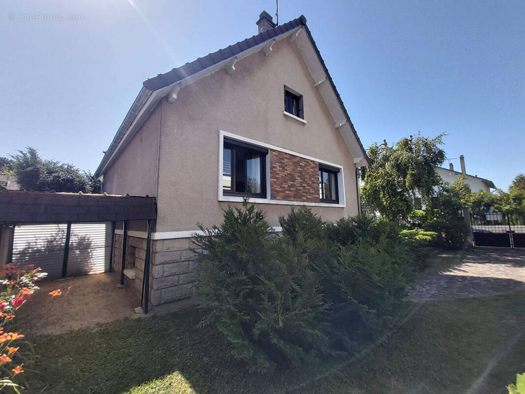 Maison à ROSNY-SOUS-BOIS