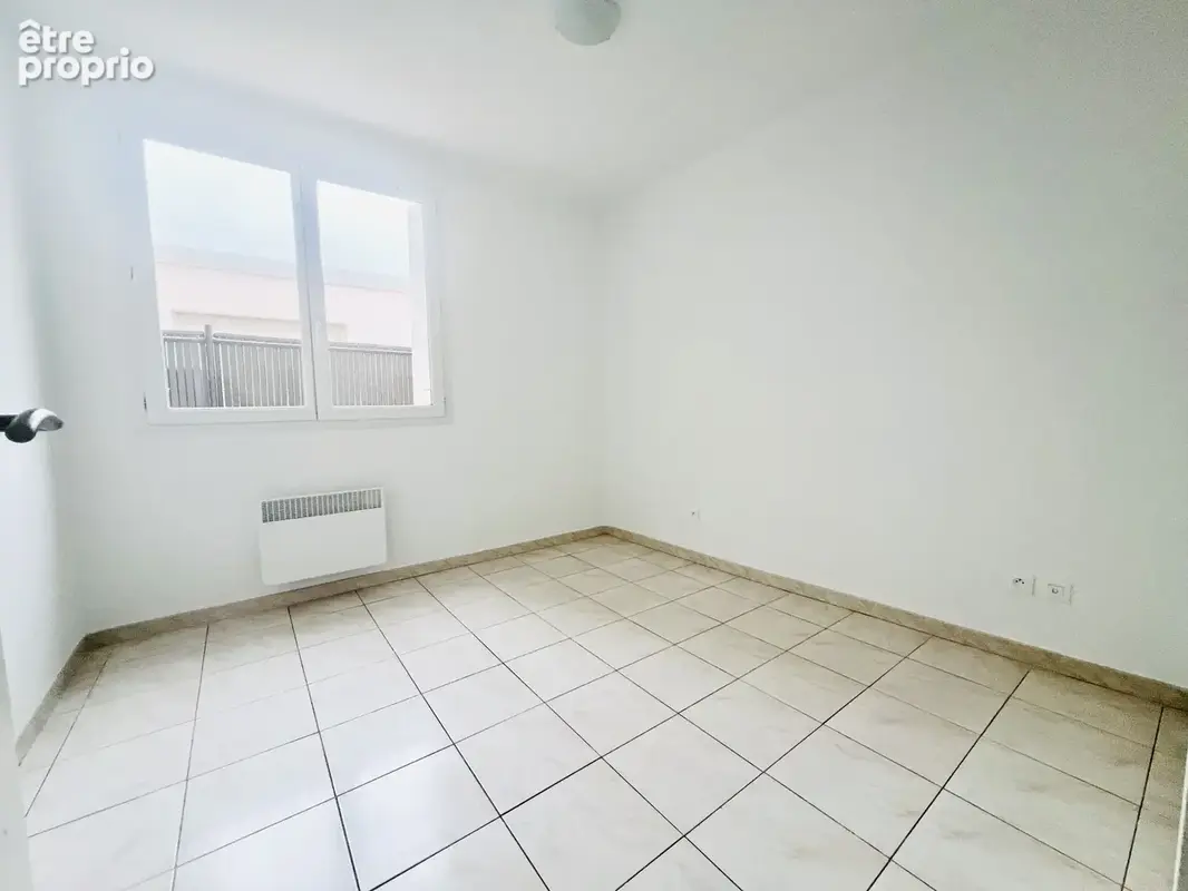 Vente appartement 3 pièces avec terrasse - photo 7