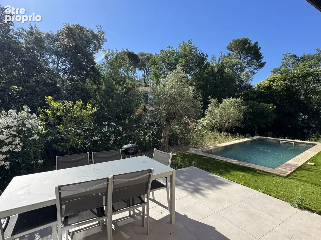 VILLA de 2022, coeur de Boulouris avec piscine. - photo 2