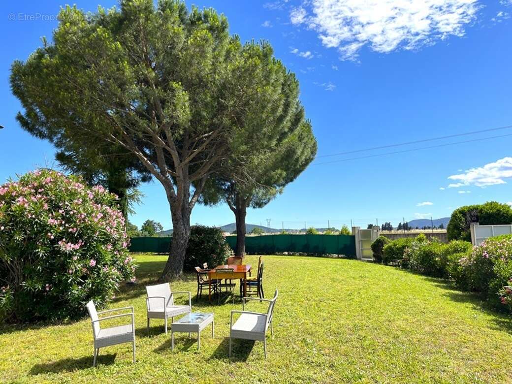 Maison 245 m² à Montelimar  - photo 7
