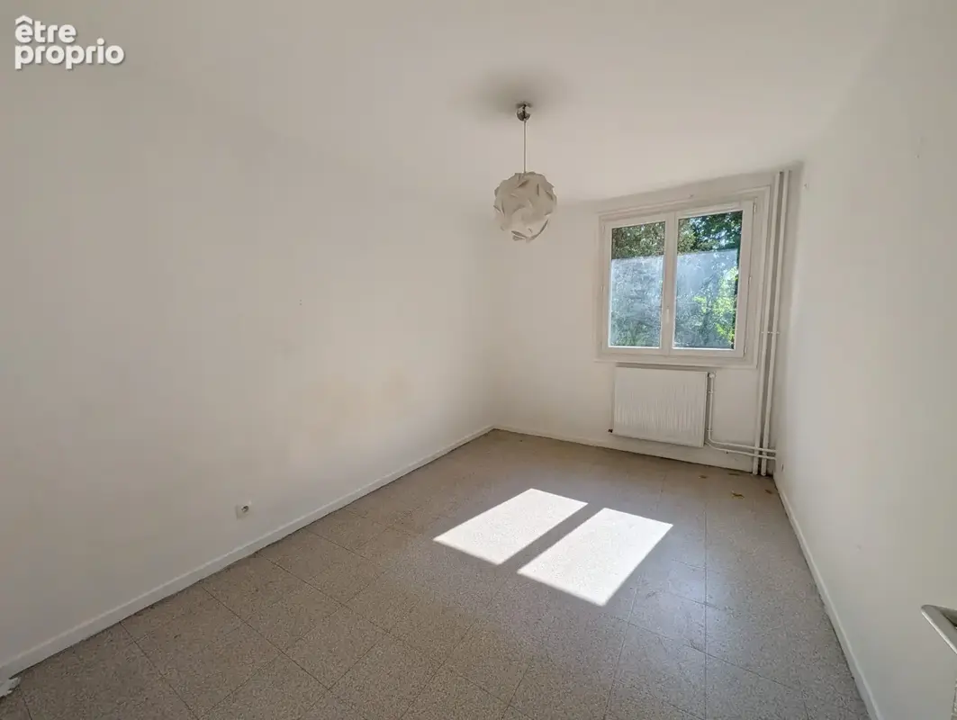 Appartement 76 m² à Feyzin  - photo 8