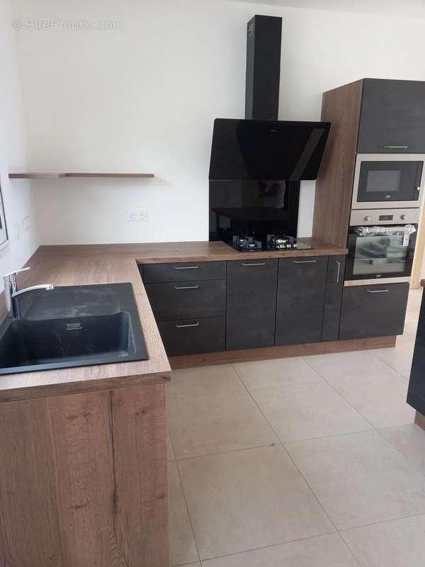 Maison à SAINTE-SUZANNE