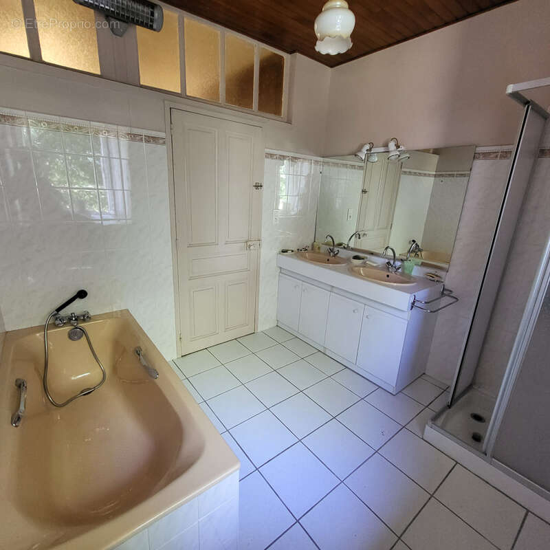 Belle maison en pierres lauzes et ardoises - photo 10
