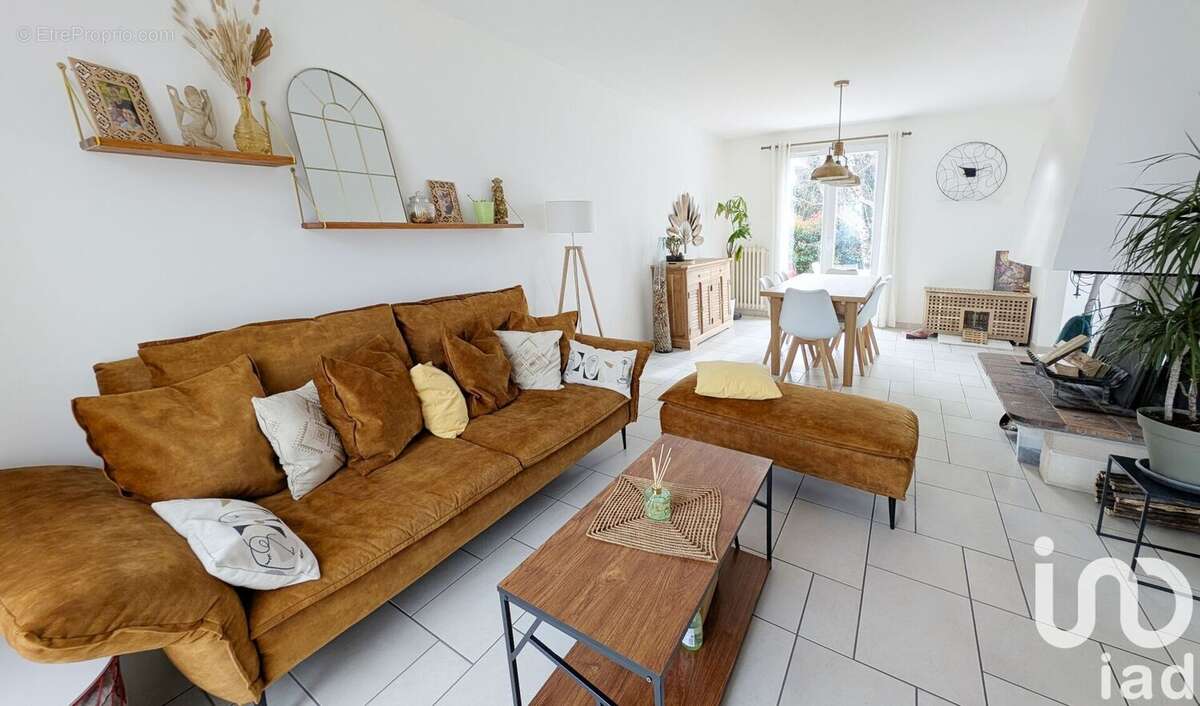 Photo 2 - Maison à SAVIGNY-SUR-ORGE