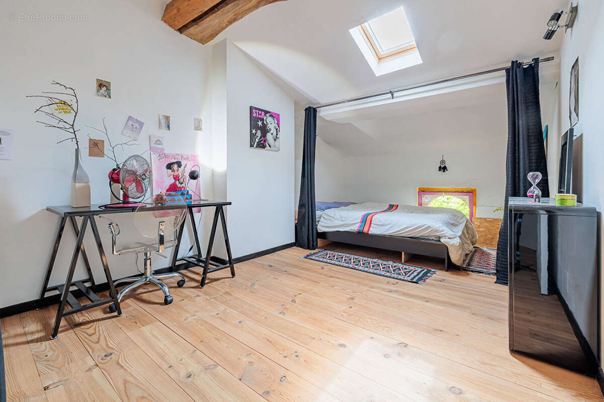 Maison à SAINT-ORENS-DE-GAMEVILLE