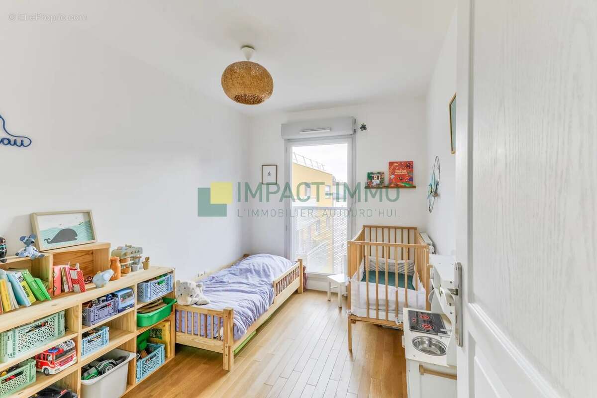 Appartement à CLICHY